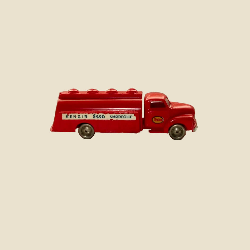 1960s LEGO HO 1:87 Red Esso Bedford Tanker Truck