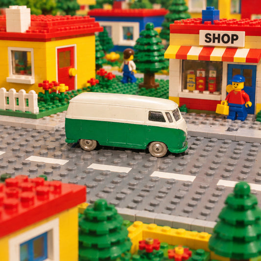 1960s LEGO HO 1:87 VW Spilt Screen Camper Van In Green And White 