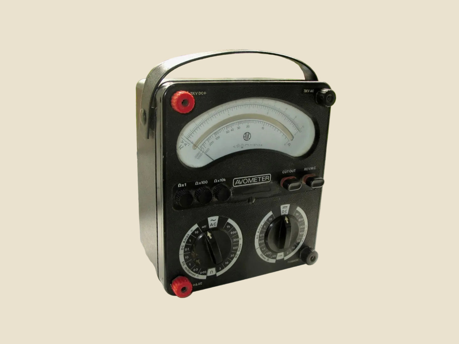 1970s Universal Avometer Model 8 MkV With VC1 Converter And Tan Leather Transit Case