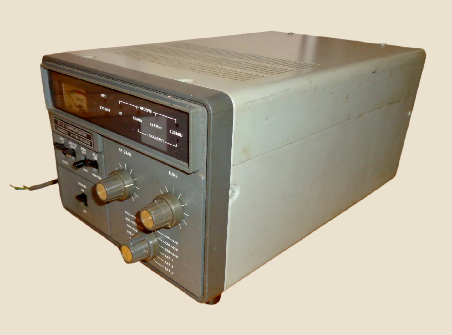 1980s Yaesu FTV-901R VHF/UHF Transverter