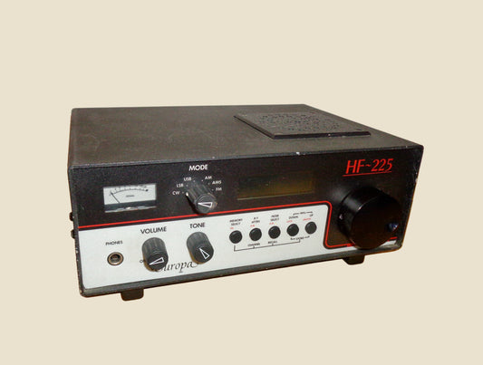 1990s Lowe HF225 Europa Communication Radio Receiver