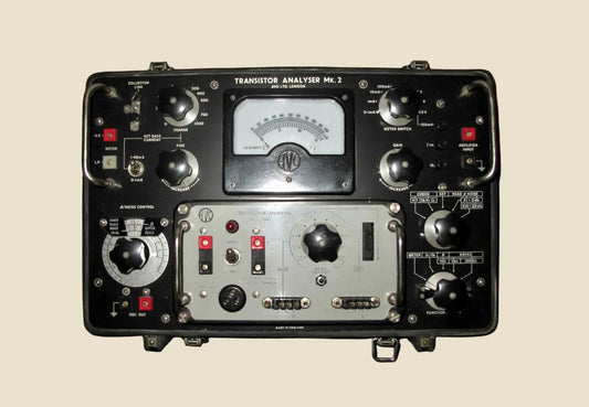 AVO Transistor Analyser MkII / CT446 Portable Test Meter