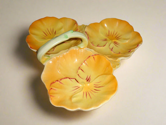 Art Deco Beswick 593 Pansy Triple Dish With Loop Handle