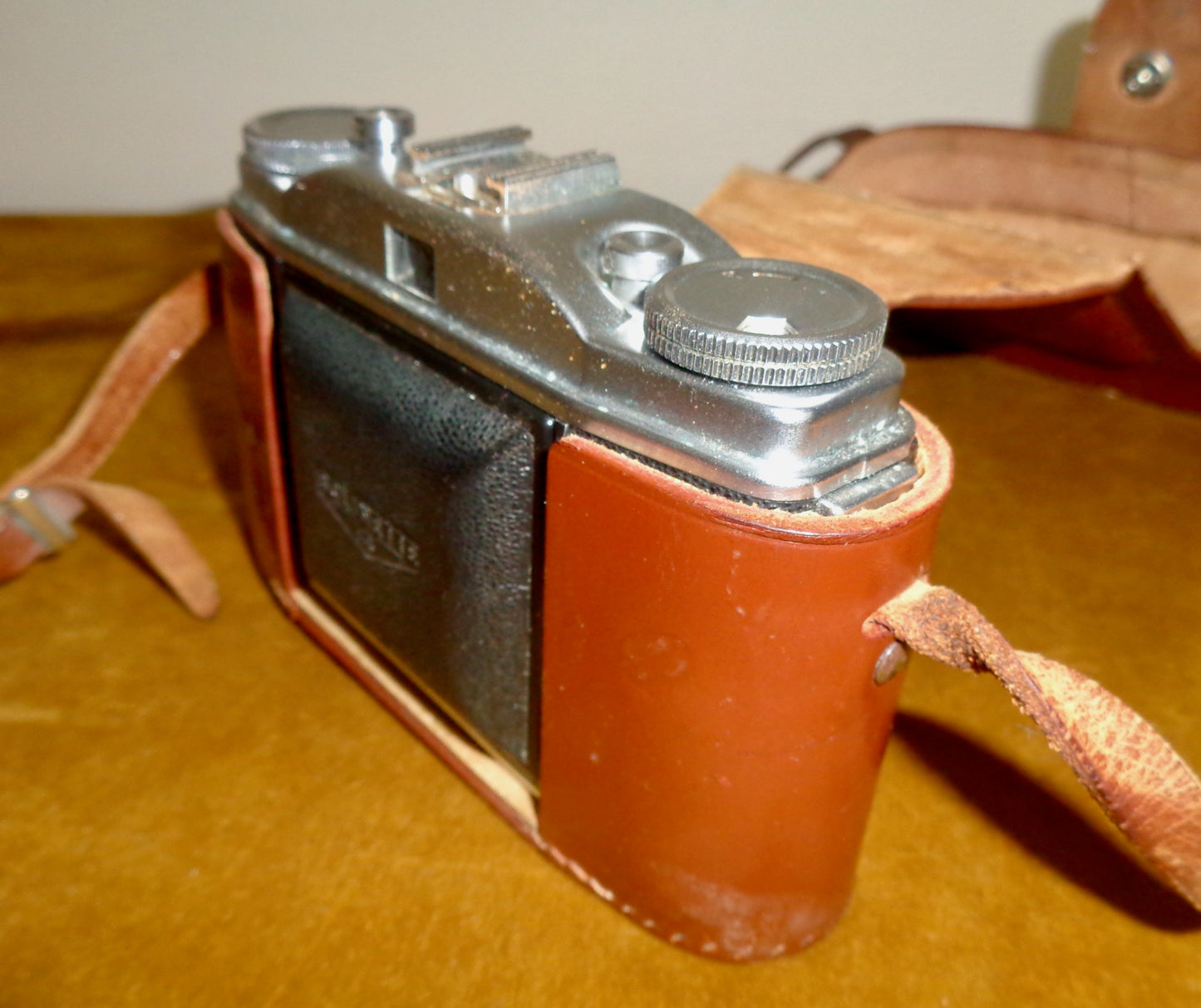 1950s AGFA Solinette II 35mm Folding Camera With Solinar 50mm 1:3.5 Lens And Ever Ready Case