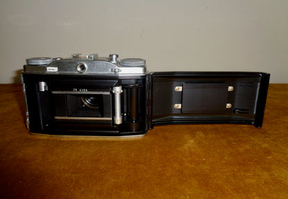 1950s AGFA Solinette II 35mm Folding Camera With Solinar 50mm 1:3.5 Lens And Ever Ready Case