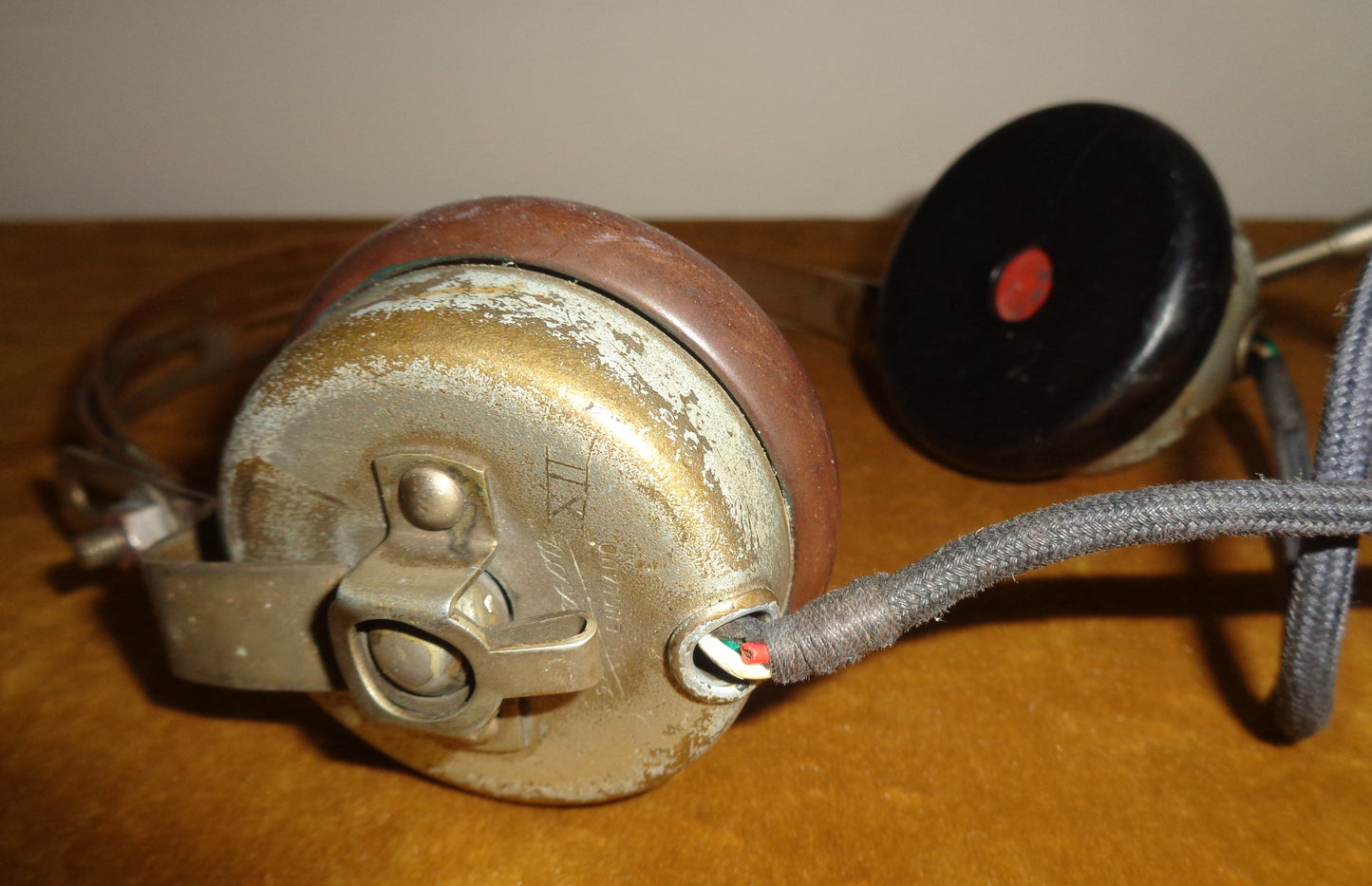 Vintage Ericsson XII 2000 Ohms Headphones Made From Aluminium And Bakelite