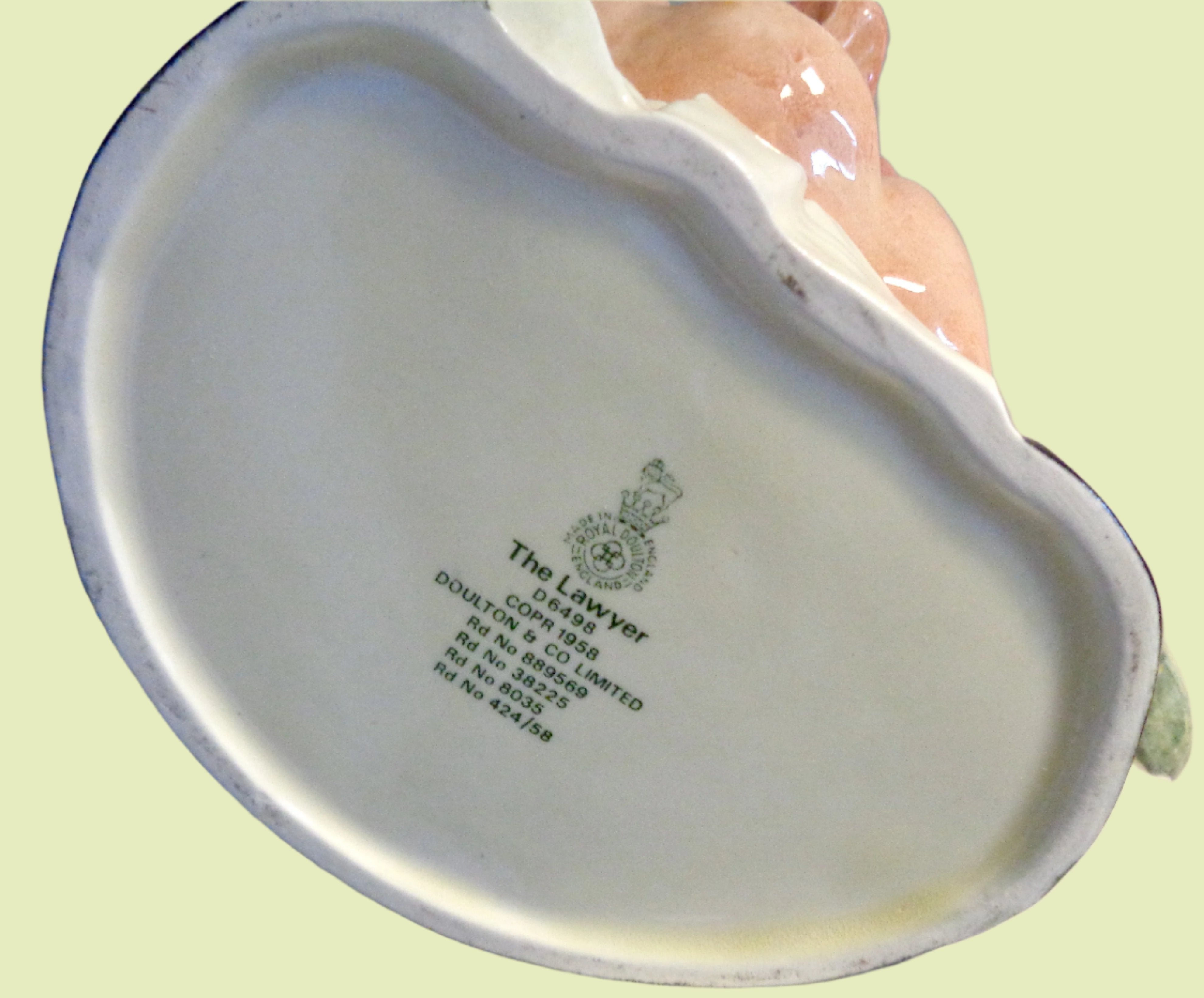 THE BARRISTER Royal purchases Doulton Tableware