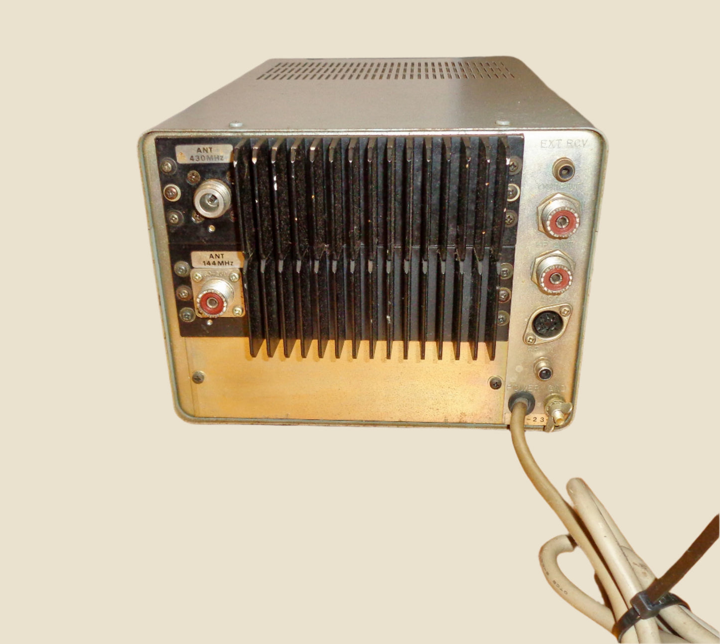 1980s Yaesu FTV-9017R VHF/UHF Transverter