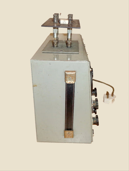 1960s Advance Q Meter Type T2 Circuit Magnification Meter