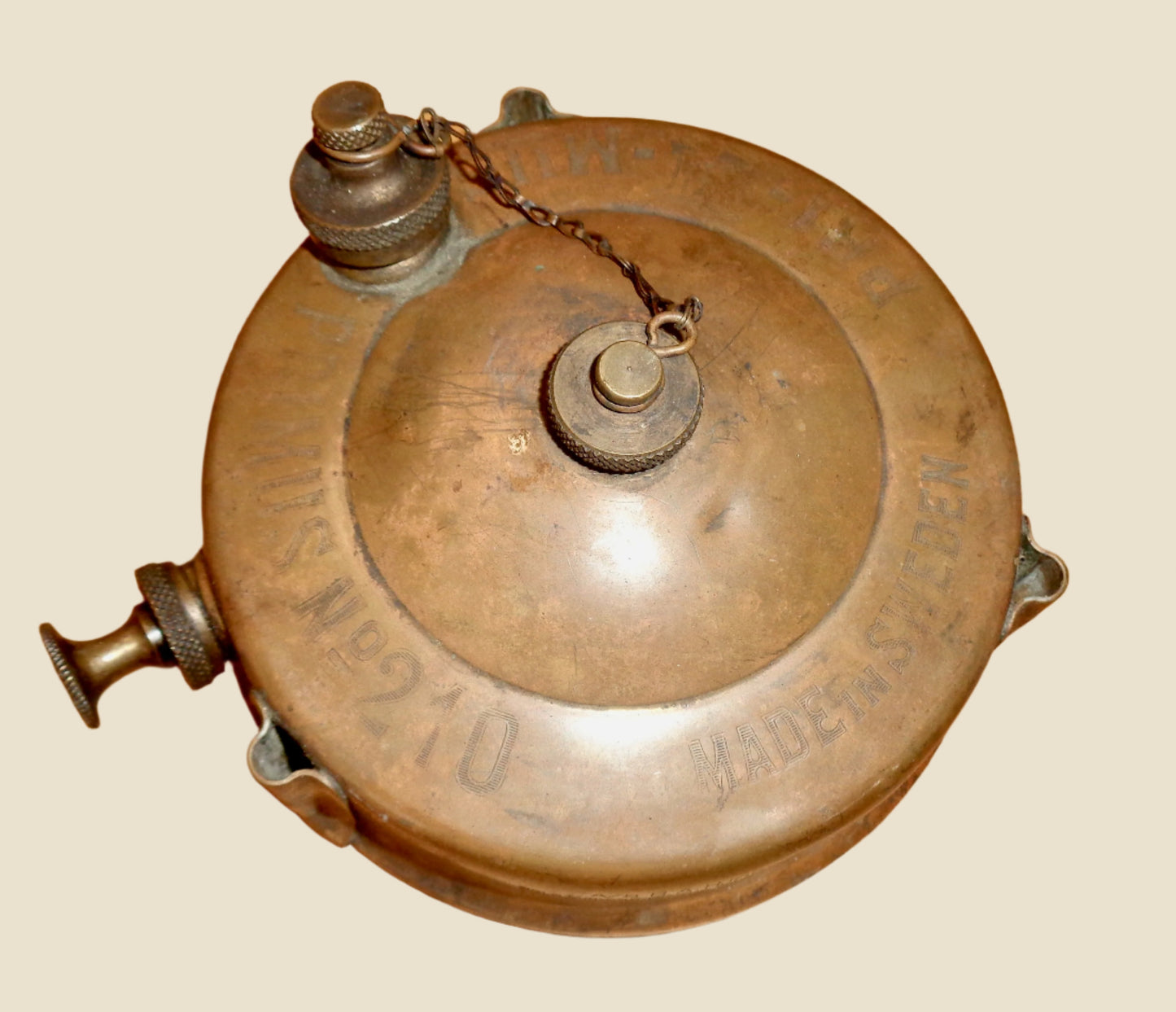 Vintage Primus No.210 Portable Paraffin Picnic / Camping Stove In Its Original Tin Case