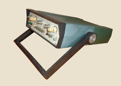 Vintage Fluke 114 Bench Multimeter Counter Demo Aid