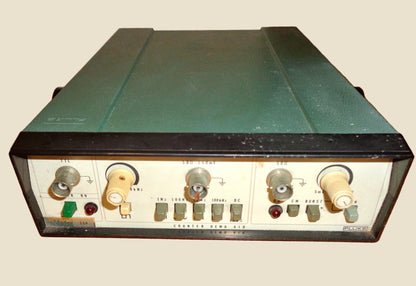 Vintage Fluke 114 Bench Multimeter Counter Demo Aid