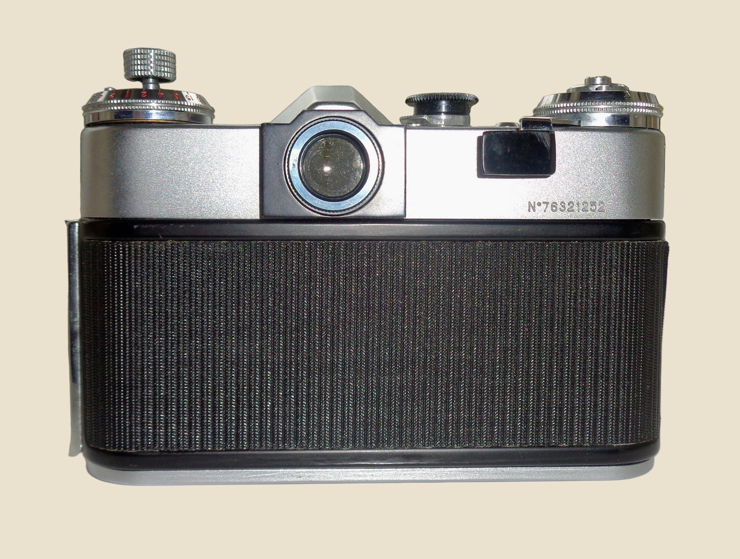 Vintage Zenit E 35mm SLR Film Camera Body With Ever Ready Case