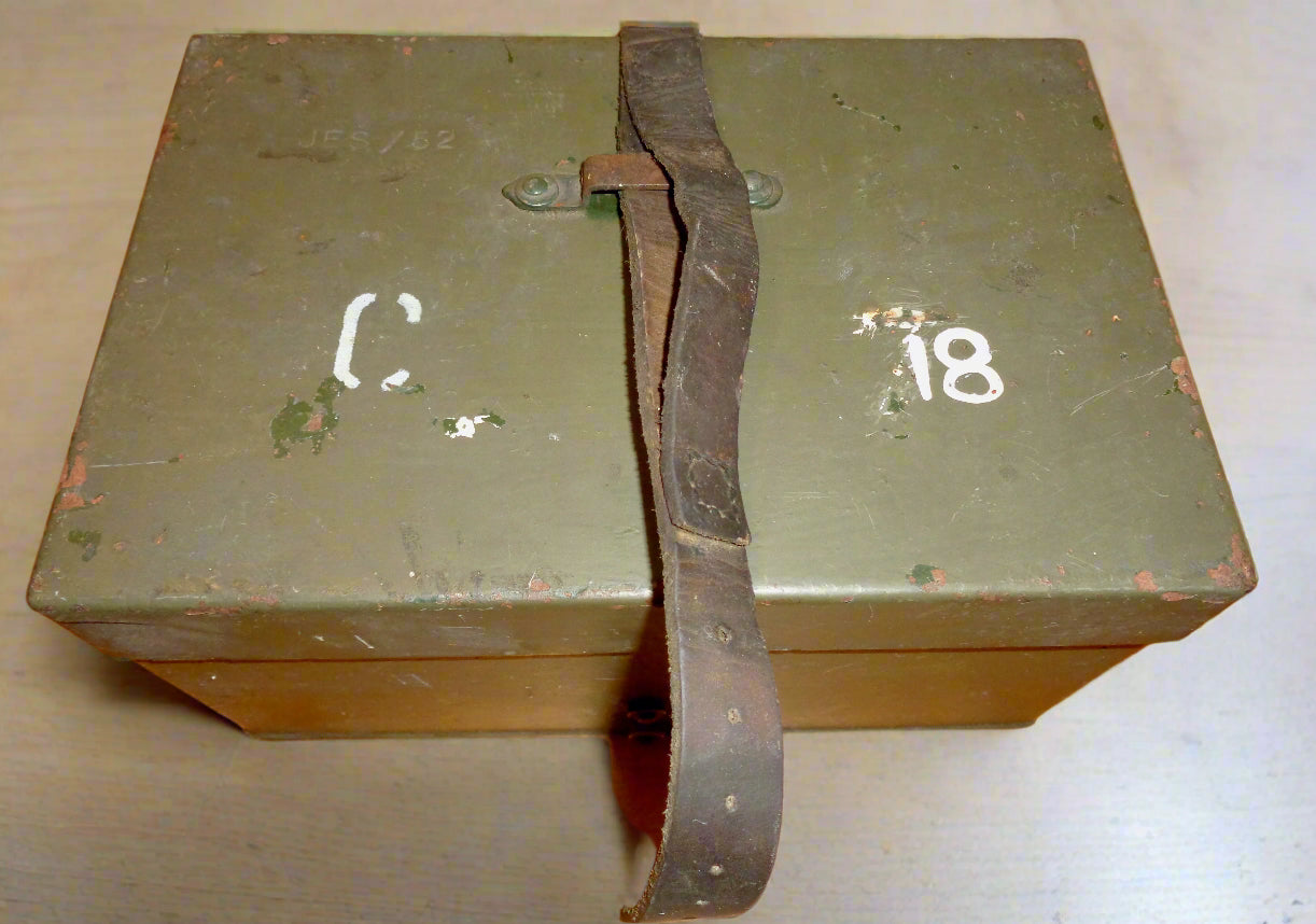 Vintage British Army Ration Tin C18 JES/52