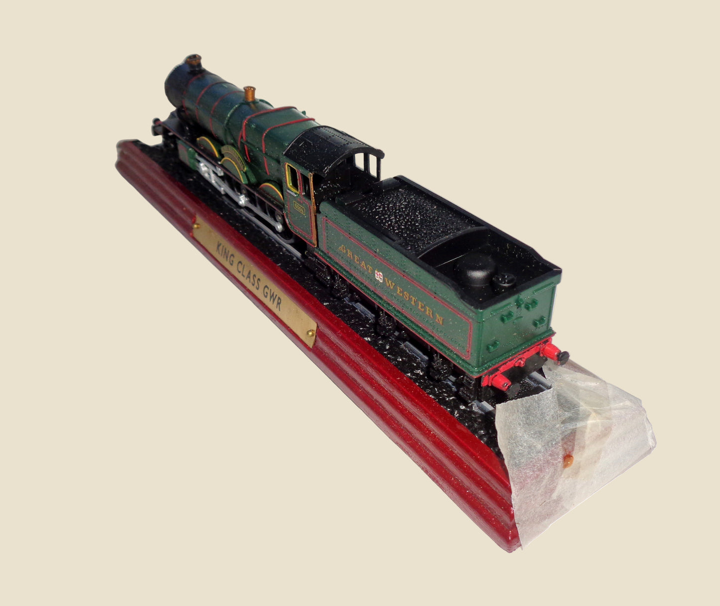 OO Gauge Model Train Great Western King Henry VII on Wooden Plinth