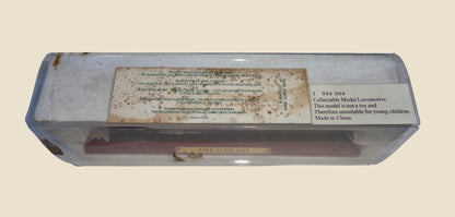 OO Gauge Model Train Great Western King Henry VII on Wooden Plinth