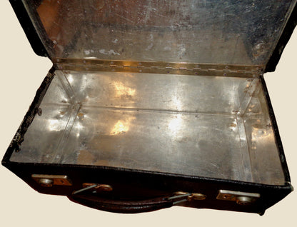 Vintage Nurses / Midwives / Doctors Aluminium Medical Case / Bag