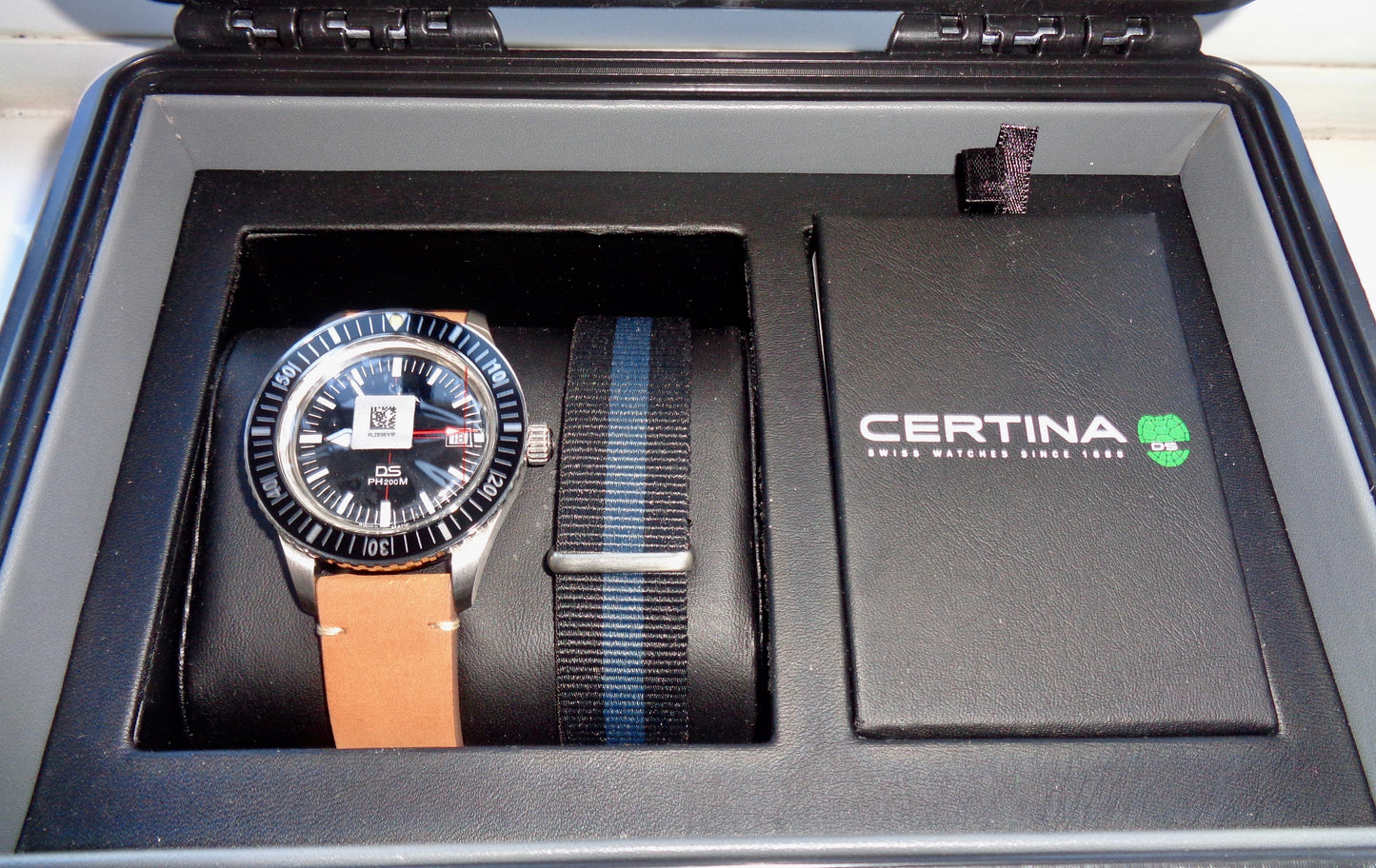 Certina DS PH200M Automatic Diver's Watch With Black Dial And Two Straps