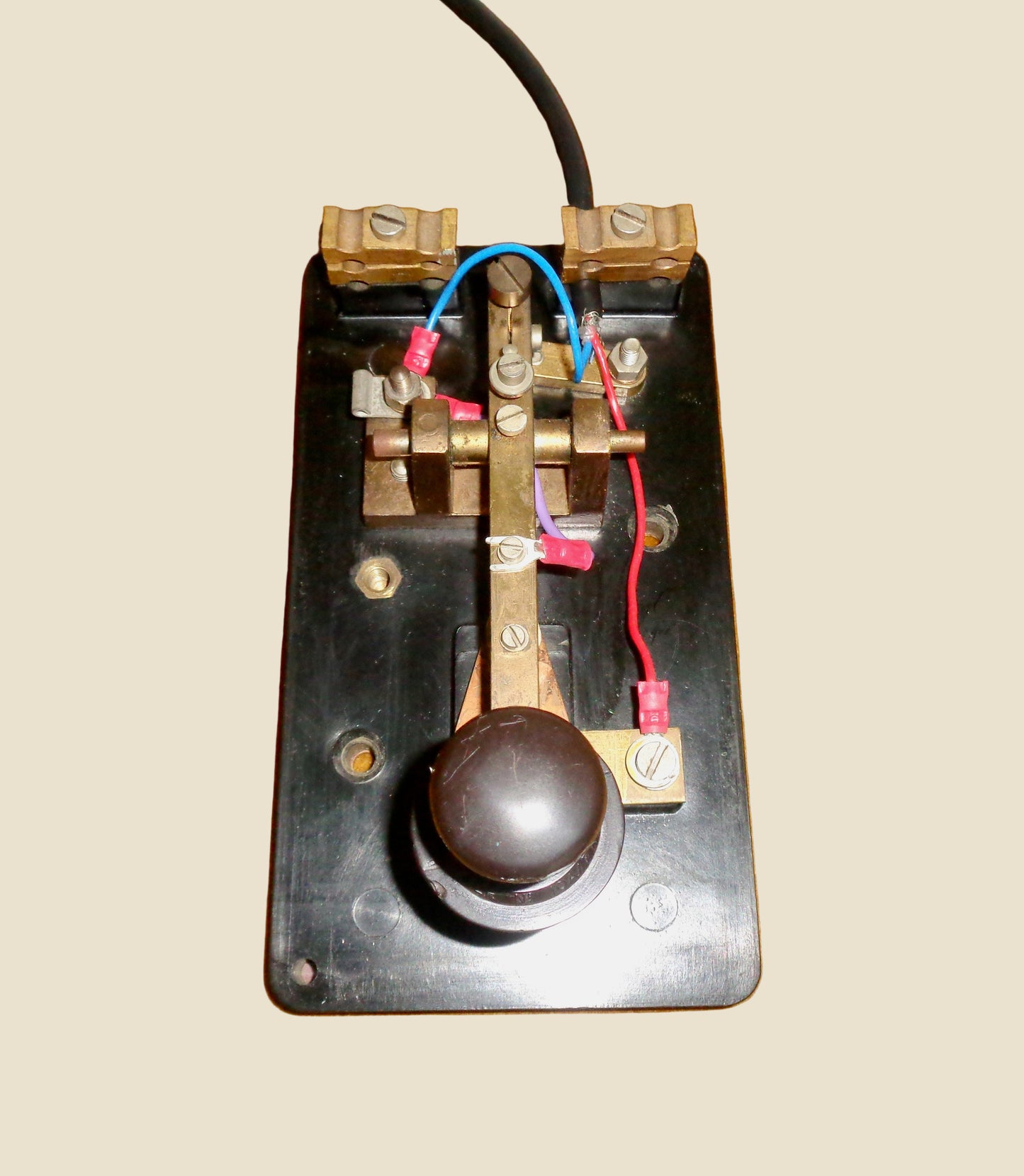 1940s Marconi Air Ministry D Type Morse Key 10A/7373 With A Cracked Cover