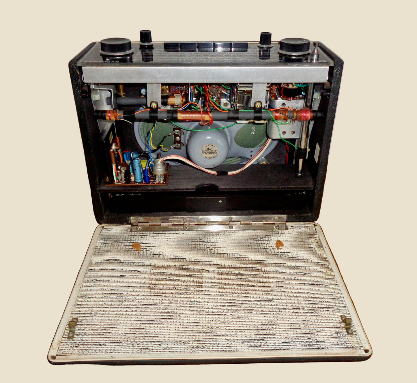 Vintage Hacker Helmsman SW1 SW2 SW3 MW LW Transistor Radio