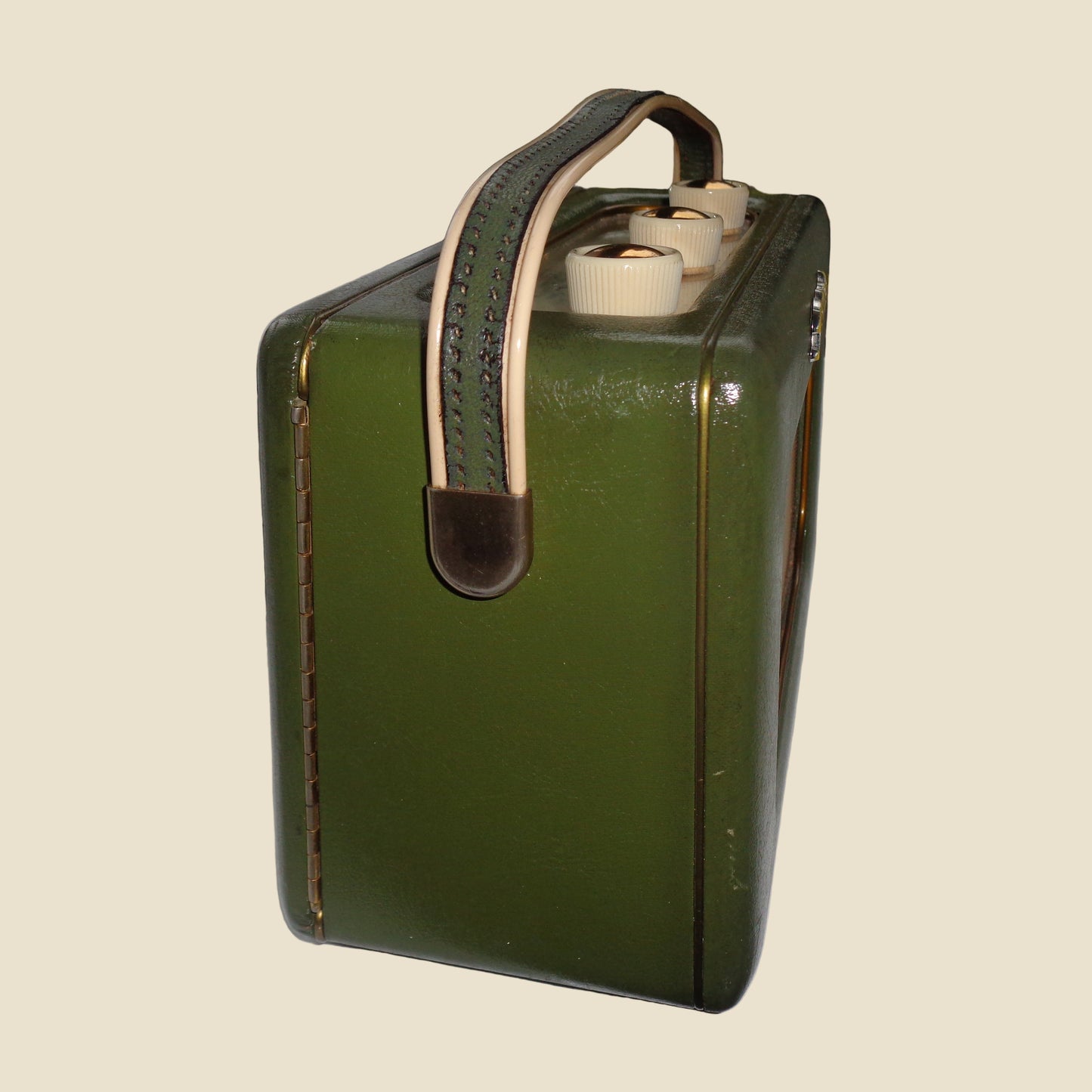 1960s Roberts Green R300 Transistor Portable Radio