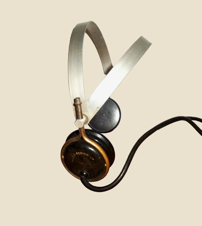 SG Brown Head Phones Type F R2000 Ohms With Bulgin Deckorum Connector