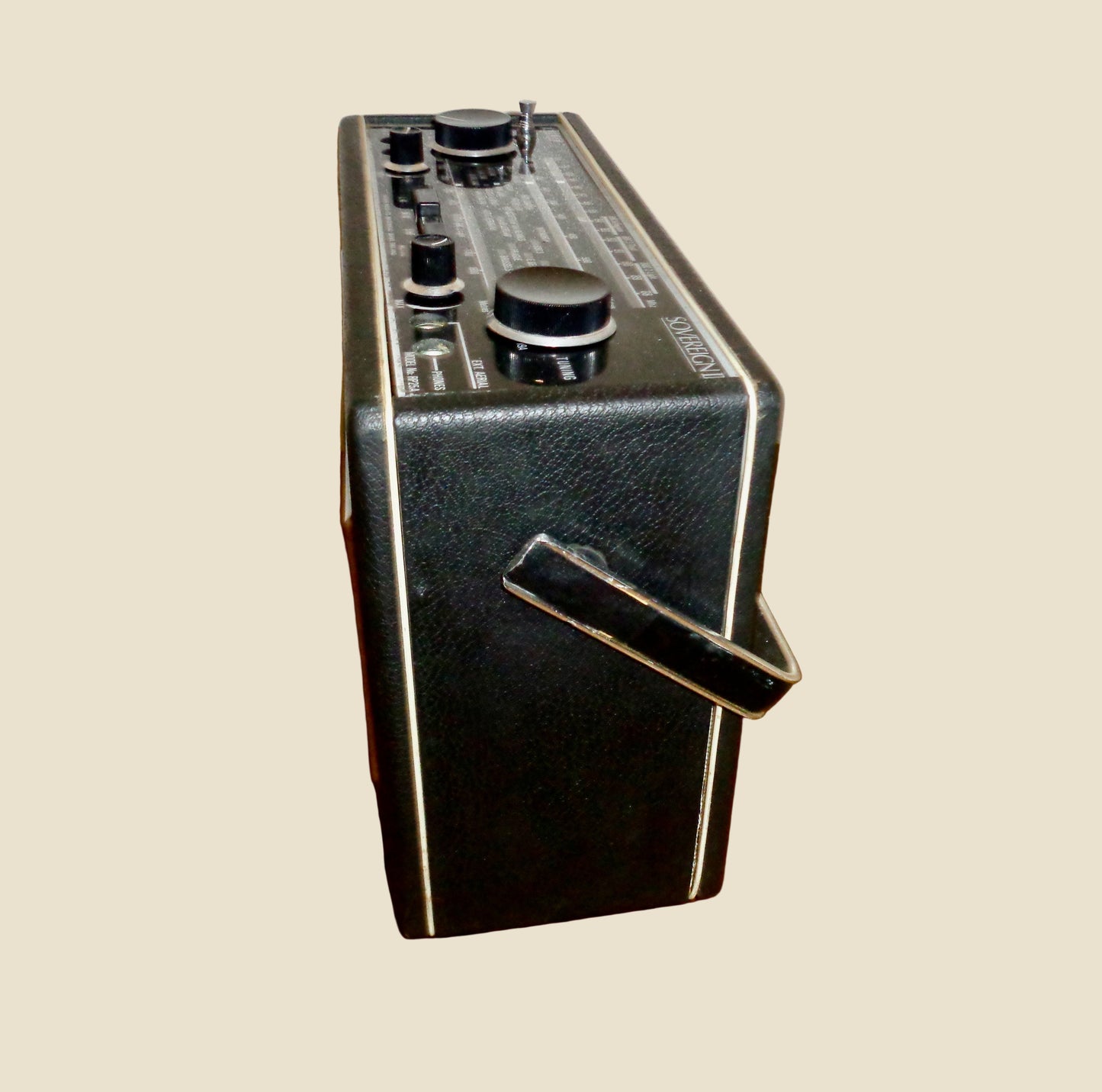 1970s Vintage Hacker Sovereign II RP25B VHF MW LW Radio Only Working On FM