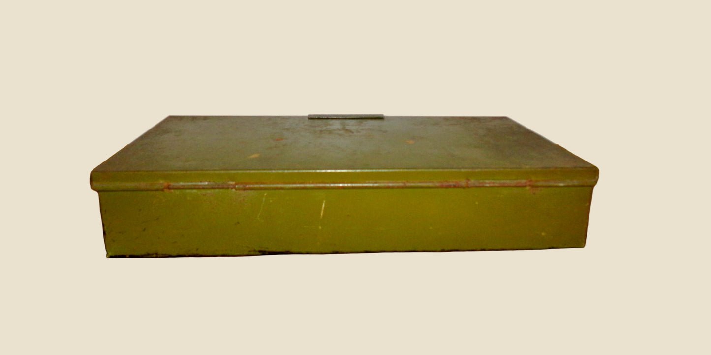 Vintage British Army Electrical Components / Hardware Spares Tin With Hinged Lid 2 Inch Height