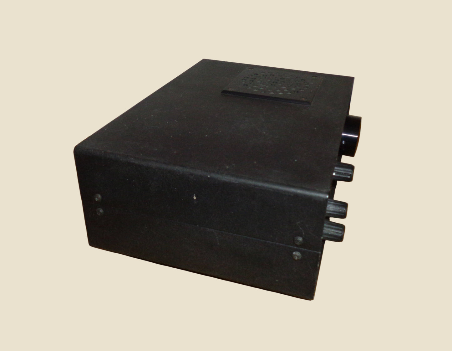 1990s Lowe HF225 Europa Communication Radio Receiver