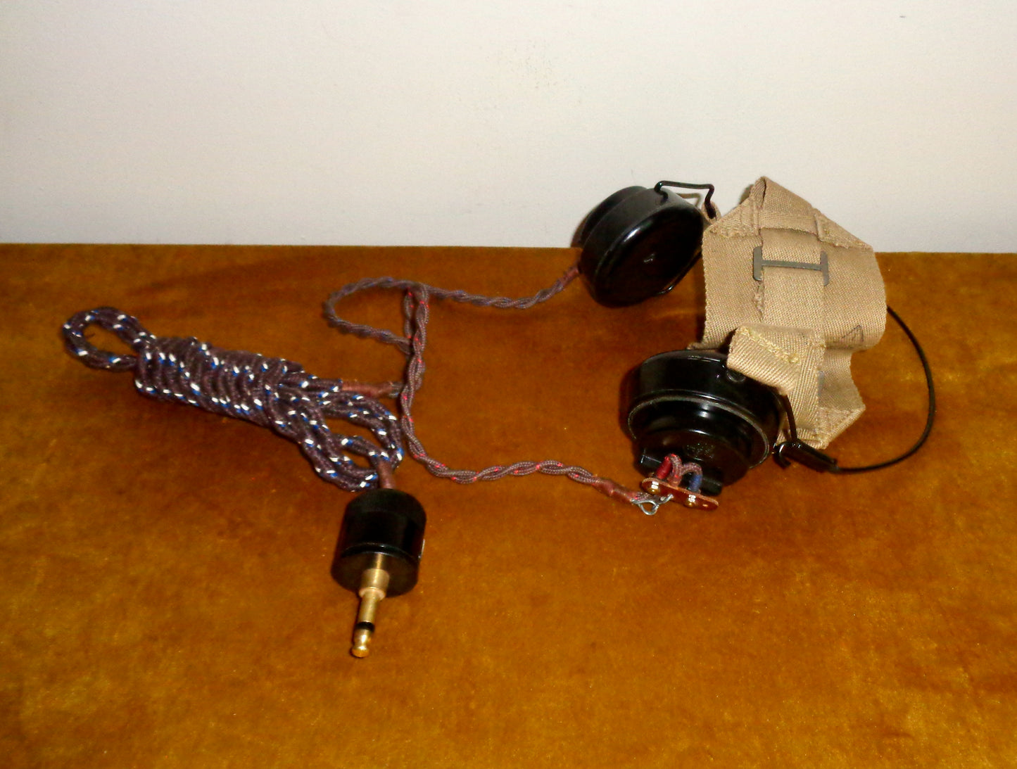 WW2 DLR No.5 Headphones ZA15032 With Jack Plug & Canvas Strap