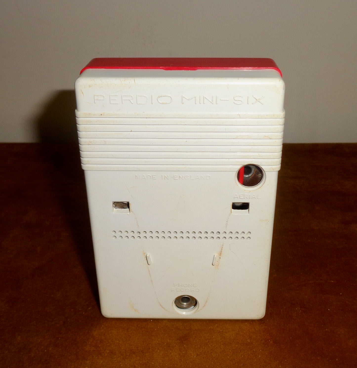 1960s Perdio Mini Six PR24 Pocket Transistor Radio In Red And White Plastic
