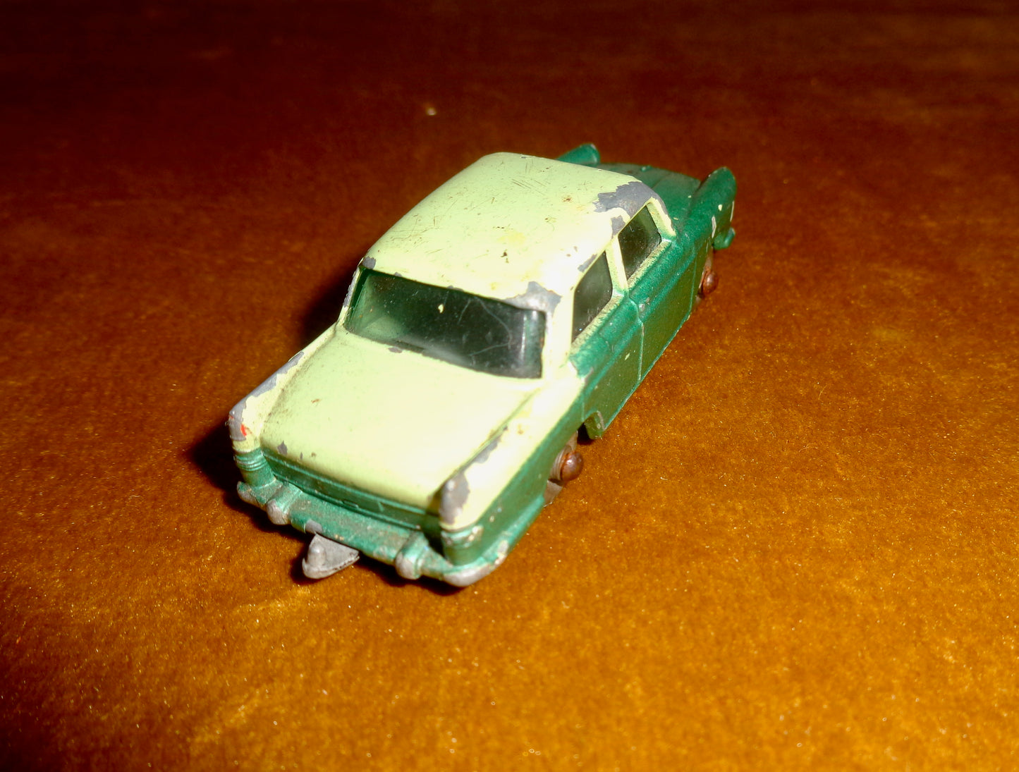 1961 Lesney Matchbox Model No.29 Austin A55 Cambridge 1-75 Series