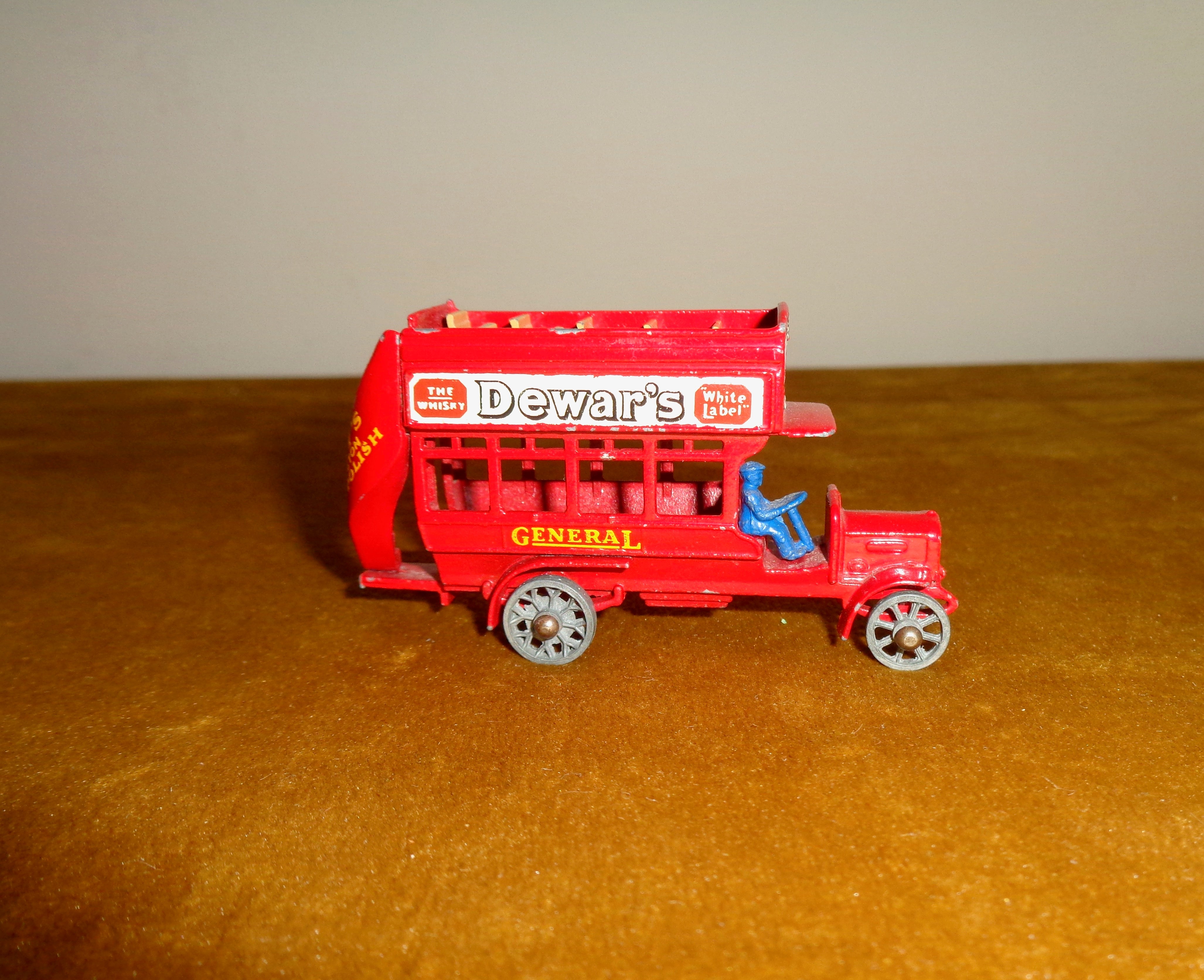 1950s Lesney No.2 Matchbox Models Of Yesteryear 1912-1920 B Type Bus –  Mullard Antiques and Collectibles