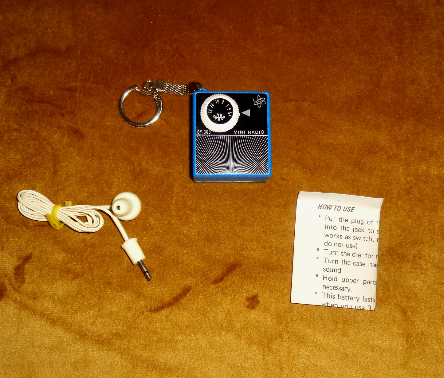 1960s Blue Mini Radio BY-300 Portable Battery Micro Pocket Transistor