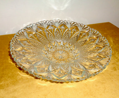Vintage 13 Inch Circular Glass Fruit Dish Table Decoration