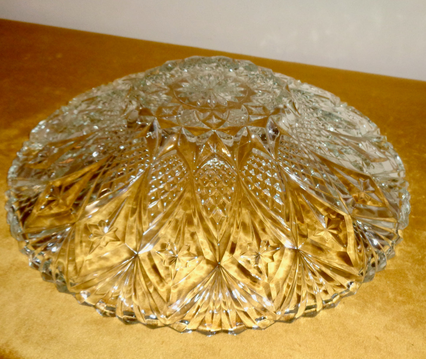 Vintage 13 Inch Circular Glass Fruit Dish Table Decoration By Luxhem De Veropa