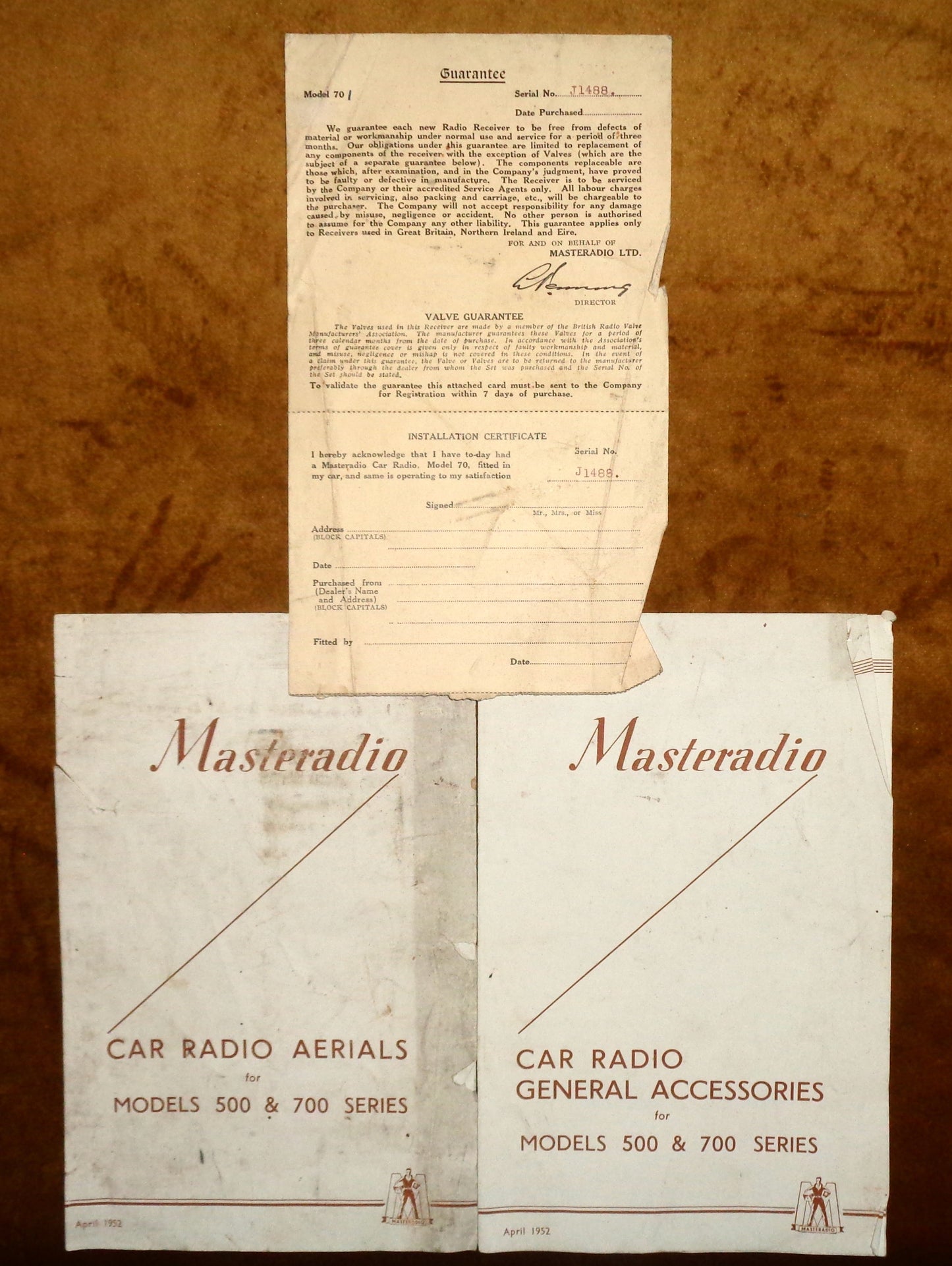 1950s Masteradio Car Radio Model 701 With Some Accessories & Original Box