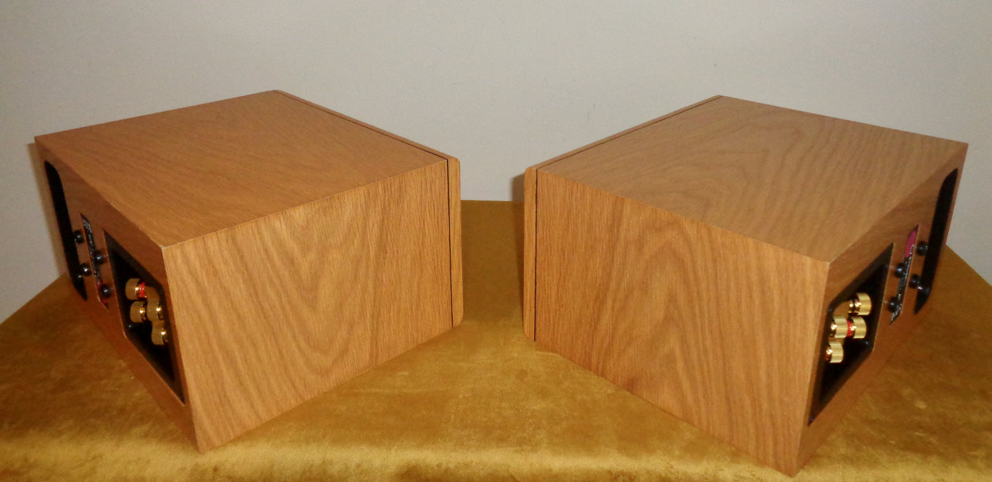 Pair of PMC DB1i Audio HiFi Speakers In Oak. Brand New In Their Original Box With Instructions