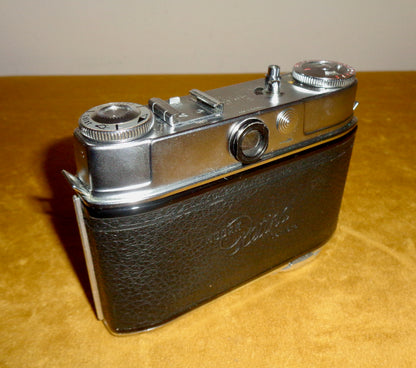 1950s Kodak Retina 1B 35mm Camera Type 019 Model 2 With f2.8 50mm Xenar Folding lens