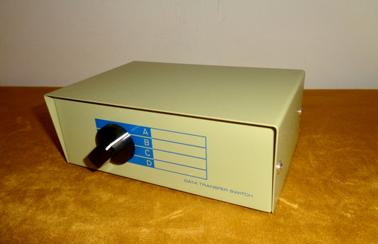 Preowned DW9 ABCD Manual Data Switch Box Providing 4-Way Peripheral Sharing