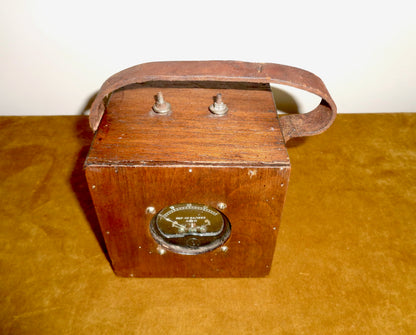 WW2 Air Ministry Voltmeter 5A/1693 In A Wooden Box