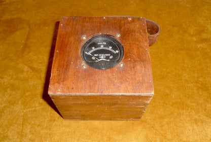 WW2 Air Ministry Voltmeter 5A/1693 In A Wooden Box