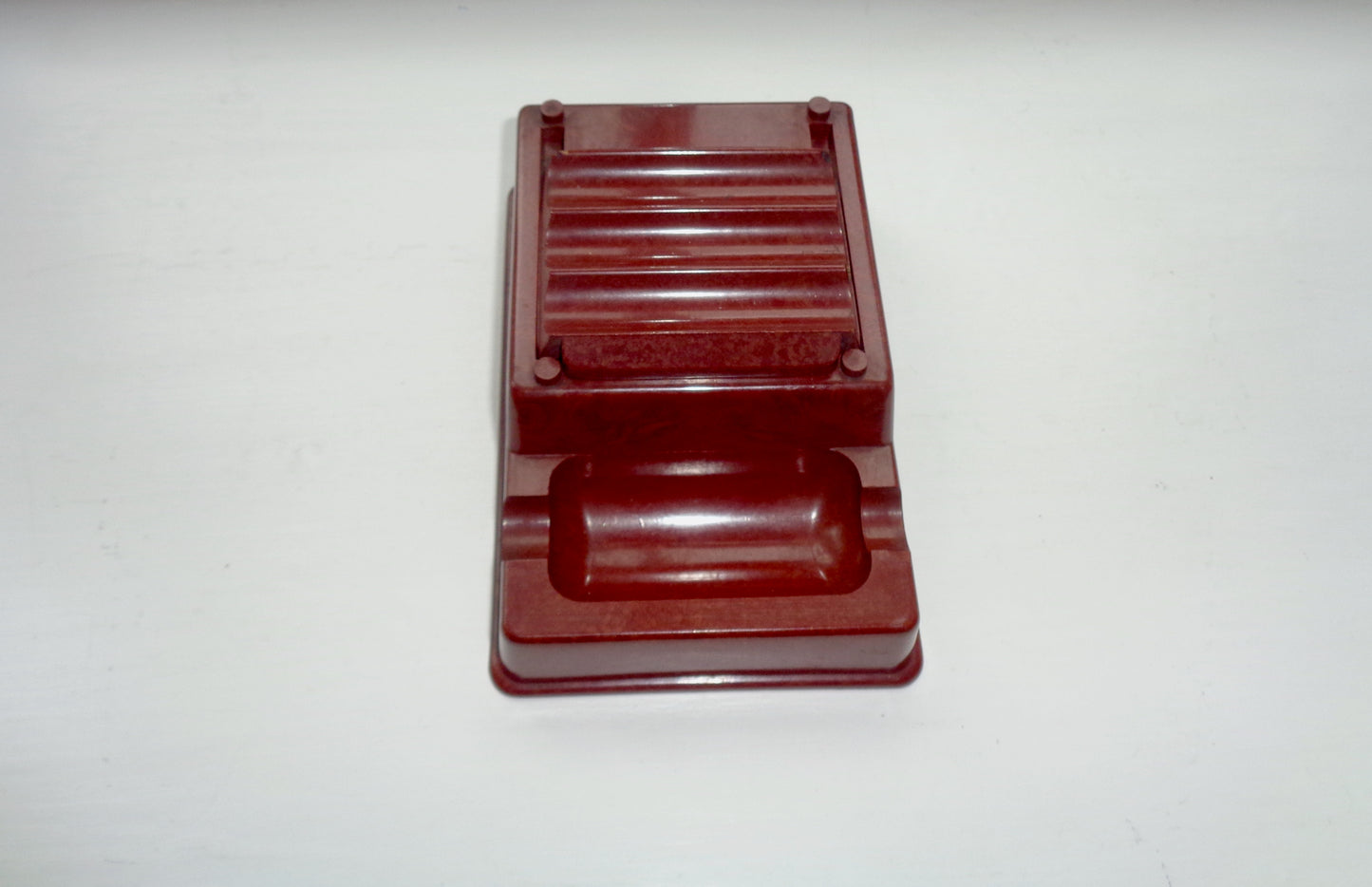 1940s Velos Shuttle Red Bakelite Office Desk Pen Tidy / Inkwell