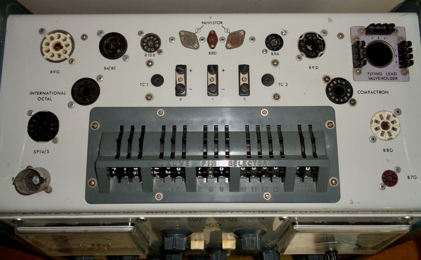 VCM163 AVO Valve Characteristic Meter / Valve Vacuum Tube Tester