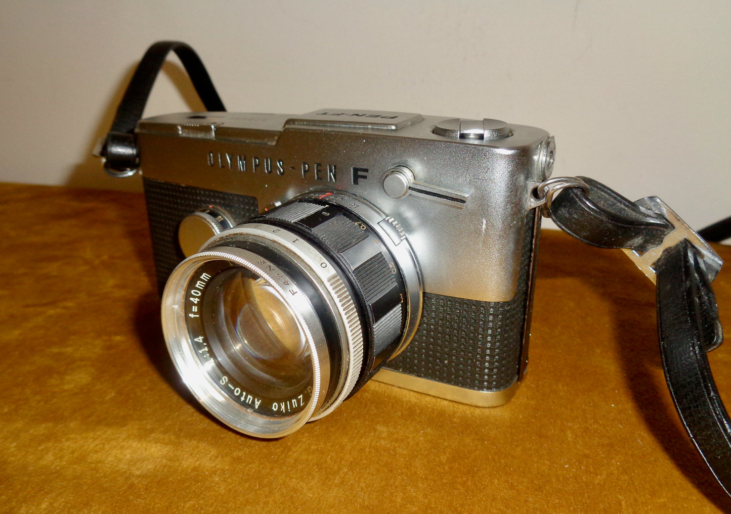 1960s Olympus Pen FT 35mm SLR Half Frame Camera With G Zuiko Auto-S f1.4 40mm Lens