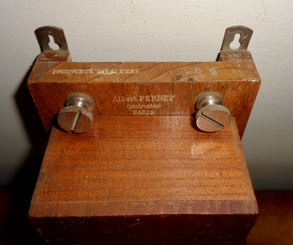 1937 Albert Pernet Paris 1000 Ohm Telephone Twin Bell Ringer Box. In Working Condition