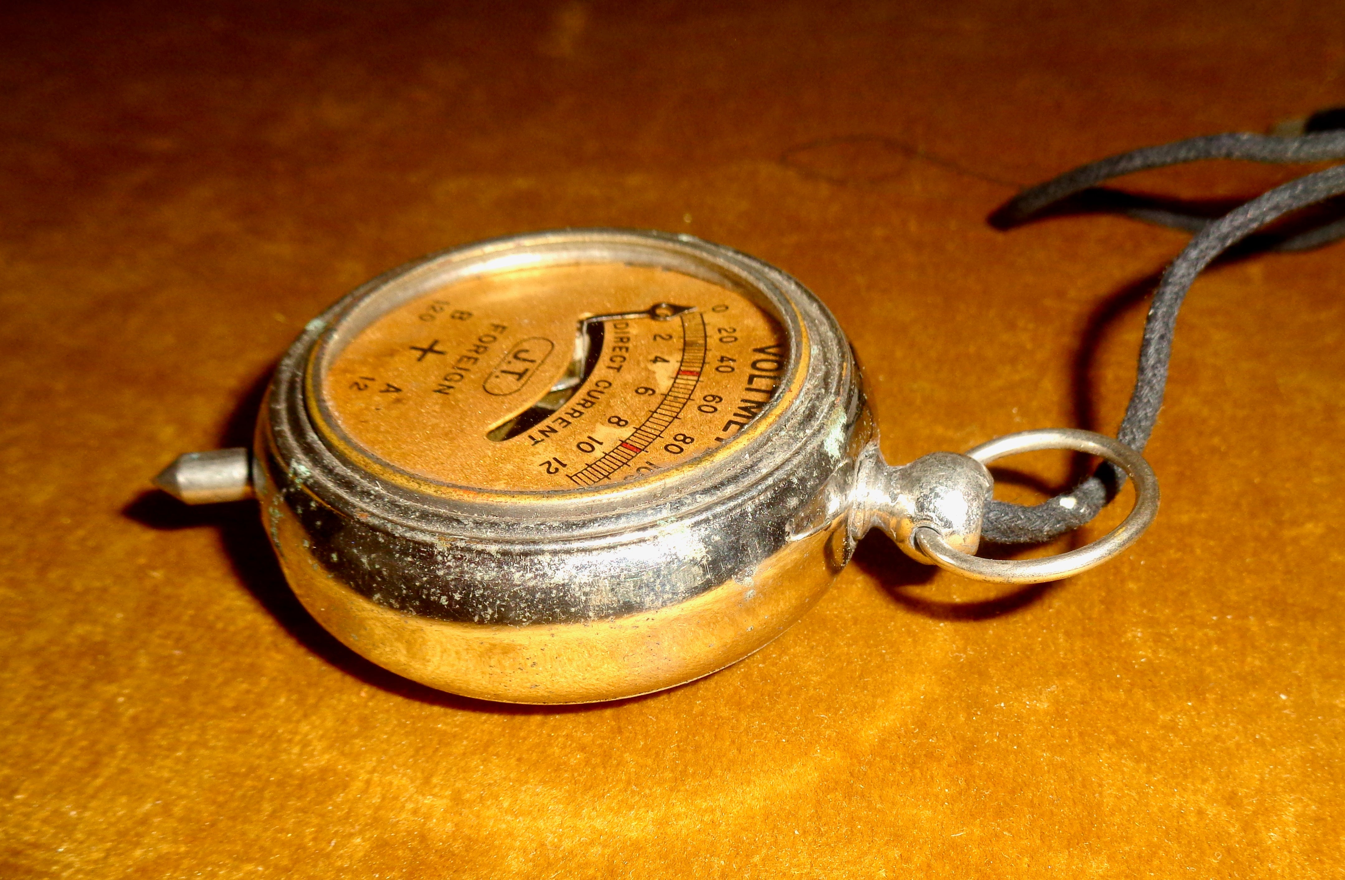 Vintage JT Hand held Pocket Watch Voltmeter In Its Original Box – Mullard  Antiques and Collectibles