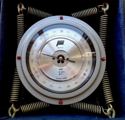 1977 M67 Soviet Marine Aneroid Barometer In Original Transit Case