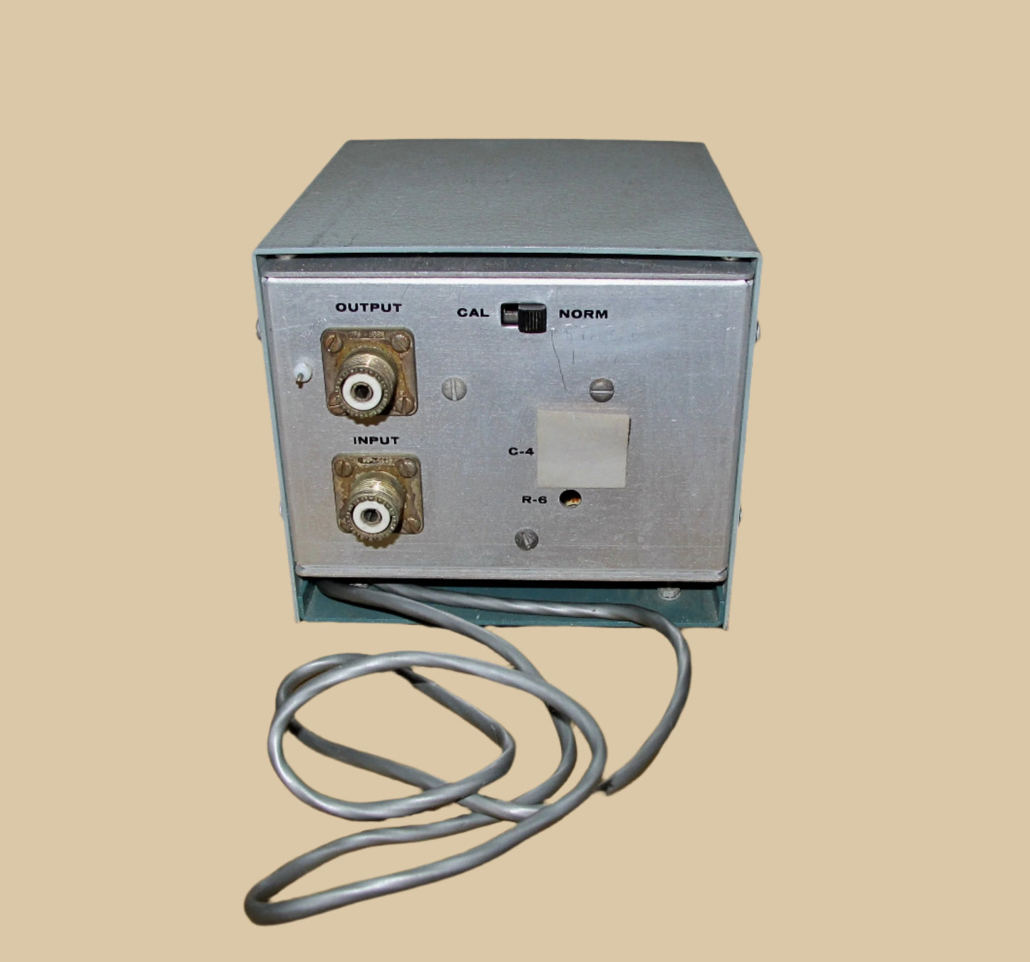 Heathkit HM-102 SWR Meter Range 0-200 and 0-2000 Watts Range