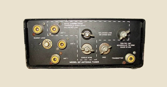 Ten-Tec Model 227 Antenna Tuner 1.8 to 30 MHz